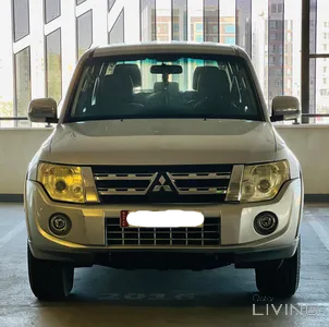 Mitsubishi Pajero 3.5L 2014